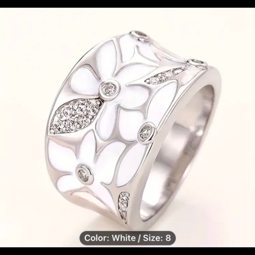 New! Women Chic & Lovely White Flower Wide Ring Plated W/ Silver Bohemian Band.
